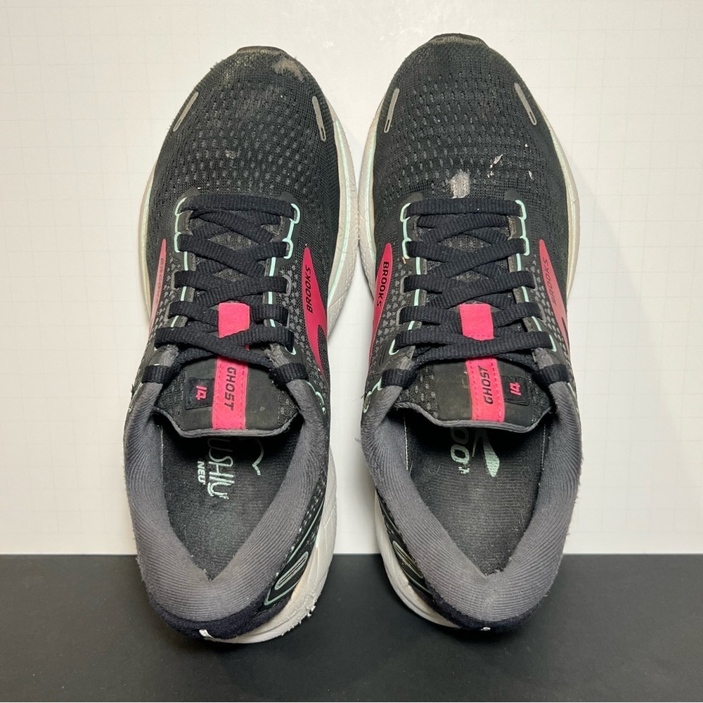 Womens BROOKS Ghost 14 Black Athletic Shoes / Size 7 - Picture 5 of 9